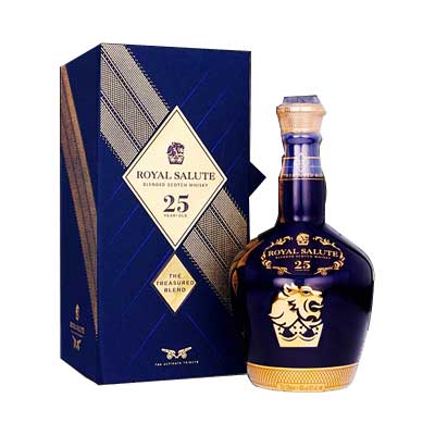 Chivas 25 Năm Royal Salute