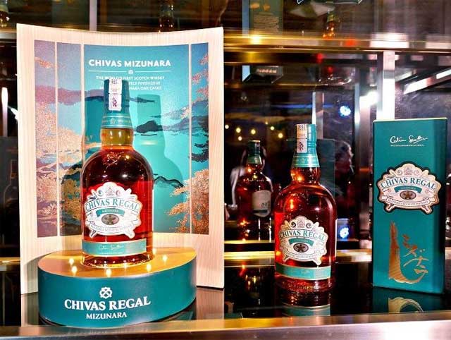 Rượu Chivas Regal 12 Mizunara